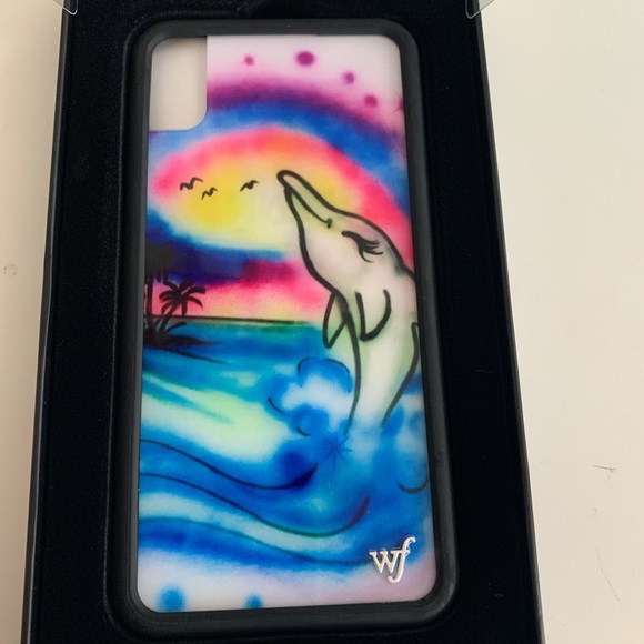Wildflower Airbrush Dolphin XS MAX phone case - Picture 2 of 2